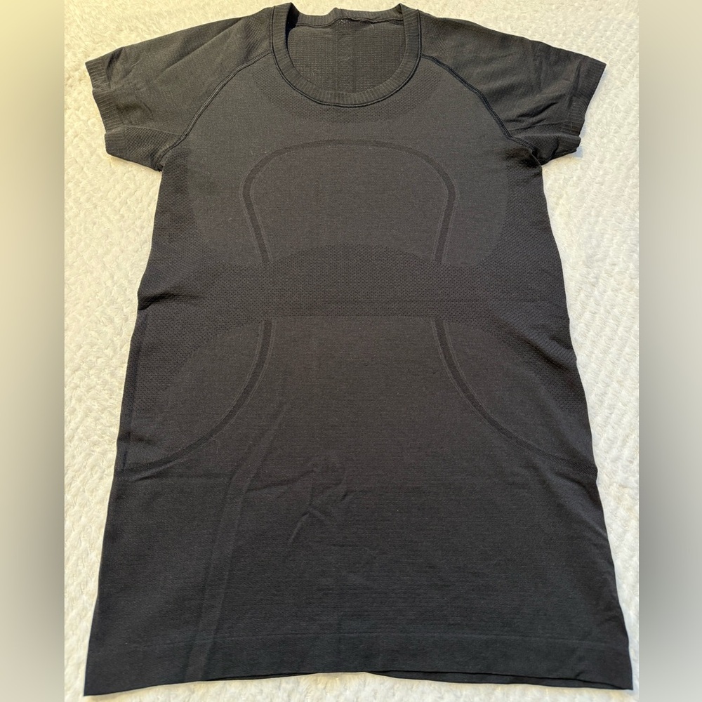 Lululemon Swiftly Tech Short-Sleeve Shirt